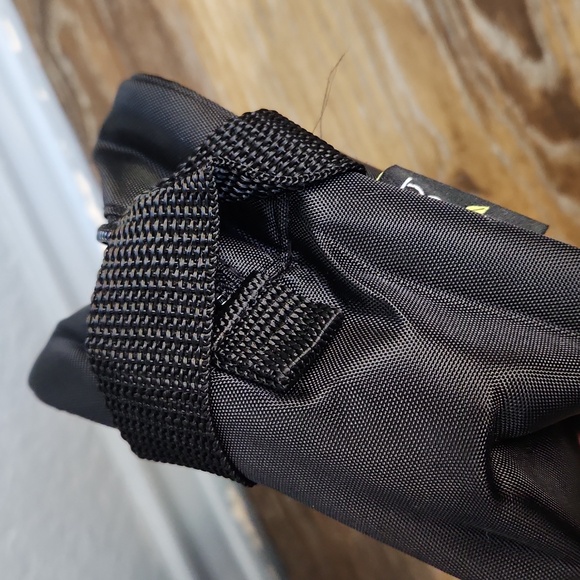 NWOT Basics Black Cosmetic Makeup Toiletry Bag Case - Picture 9 of 11